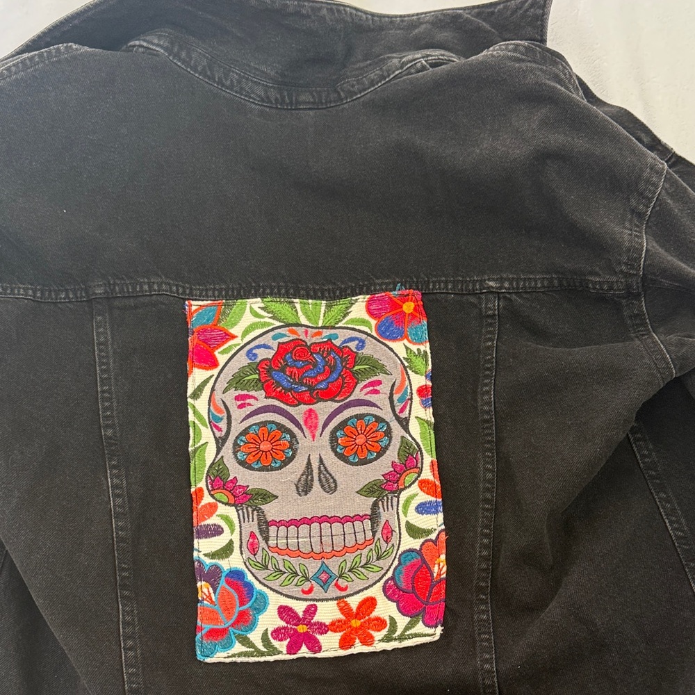 Bershka Black Denim Jacket with Skull Patches - Picture 3 of 9